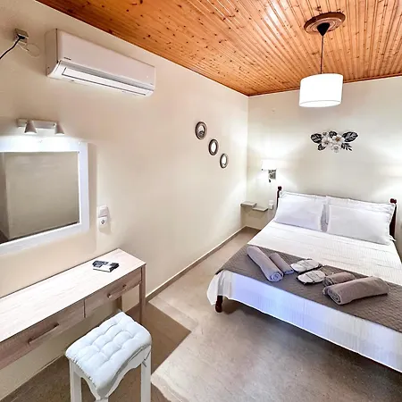Kays Place Corfu * Kynopiástai