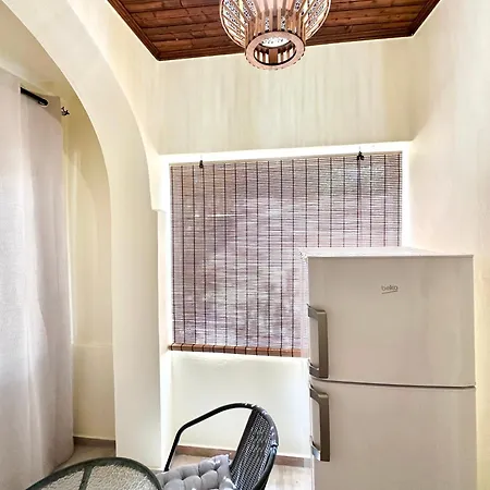 Kays Place Corfu * Kynopiástai